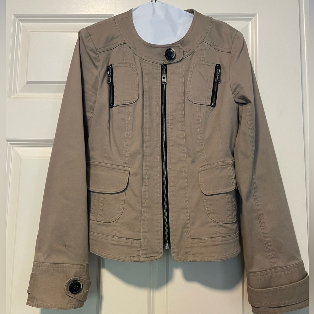 Tan women’s jacket